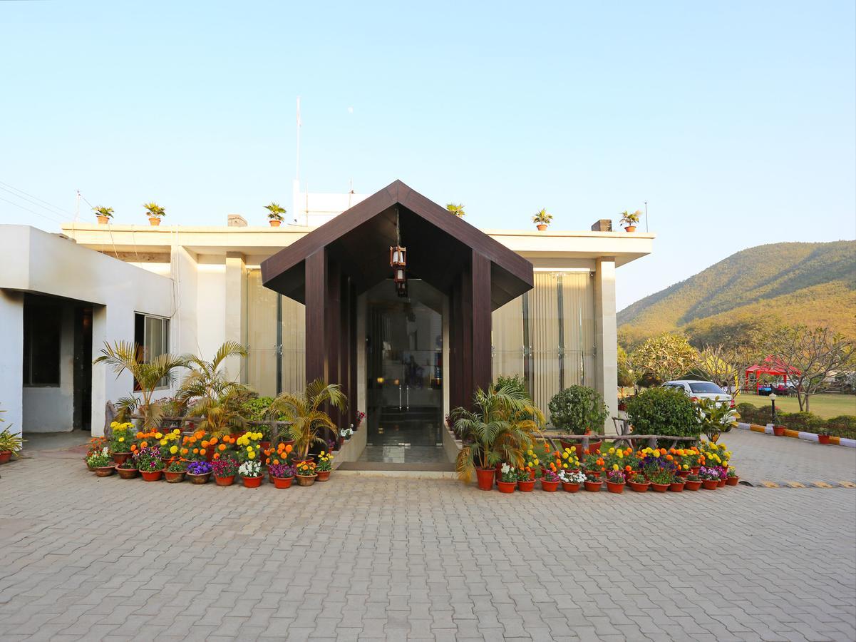 Golden Leaf Resort Chandil Exterior photo